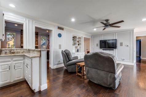 6512 Camille Avenue Dallas TX 75252
