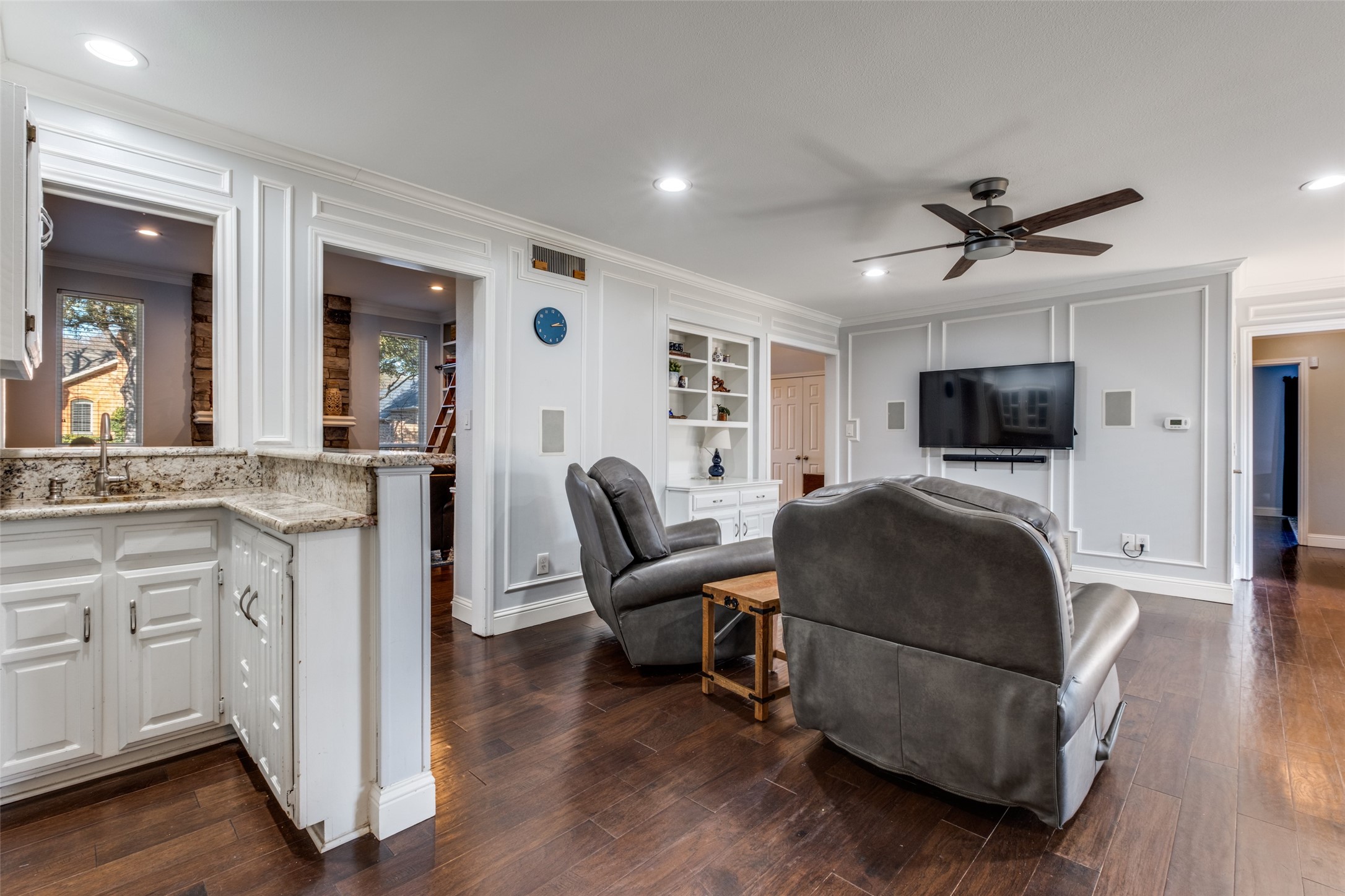 6512 Camille Avenue Dallas TX 75252