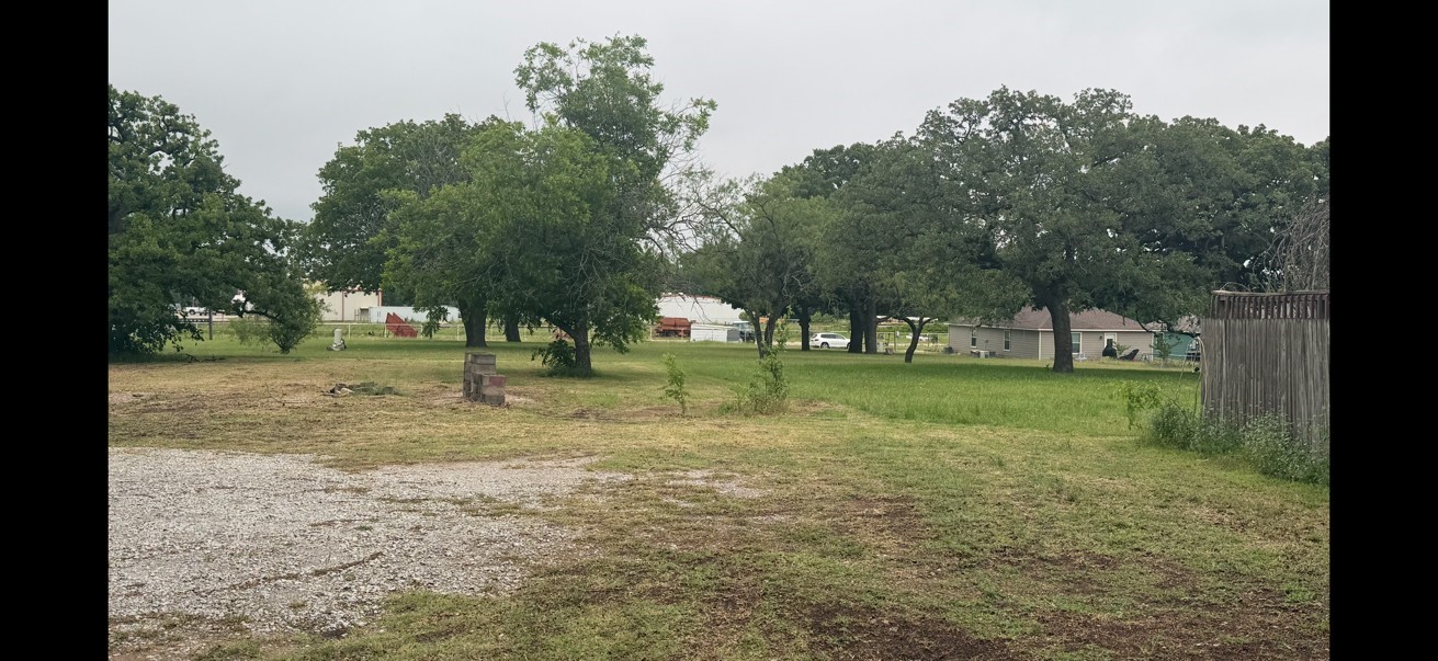 703 W Sherman Street Chico TX 76431