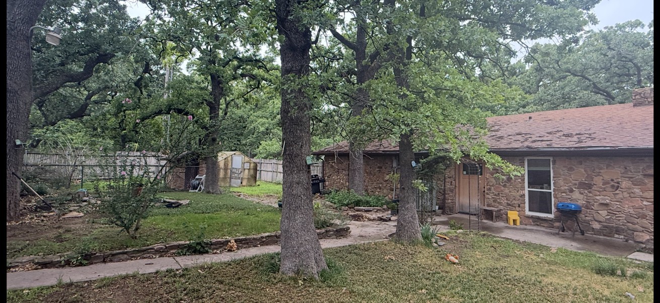 703 W Sherman Street Chico TX 76431