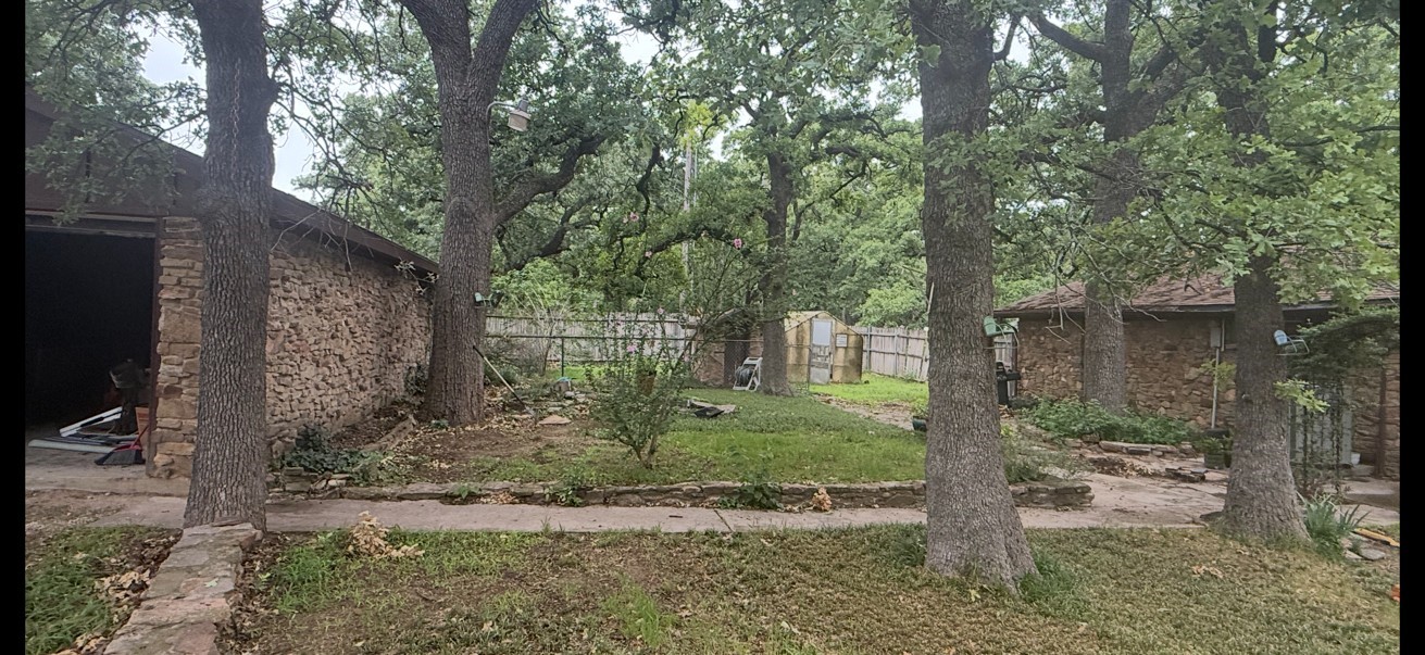 703 W Sherman Street Chico TX 76431