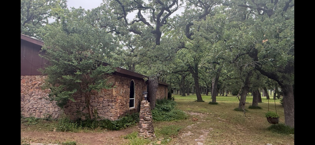 703 W Sherman Street Chico TX 76431