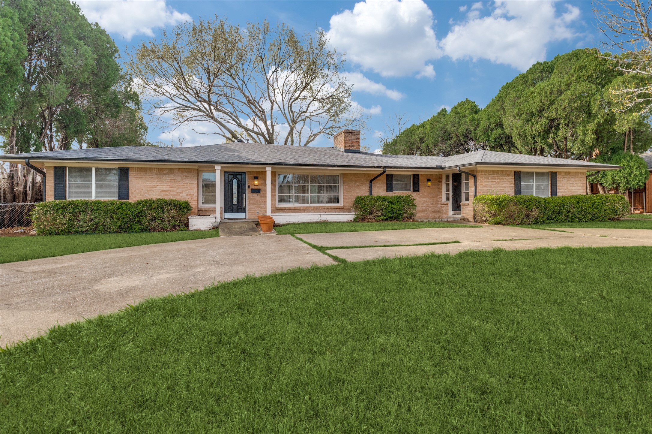 6106 Linden Lane Dallas TX 75230