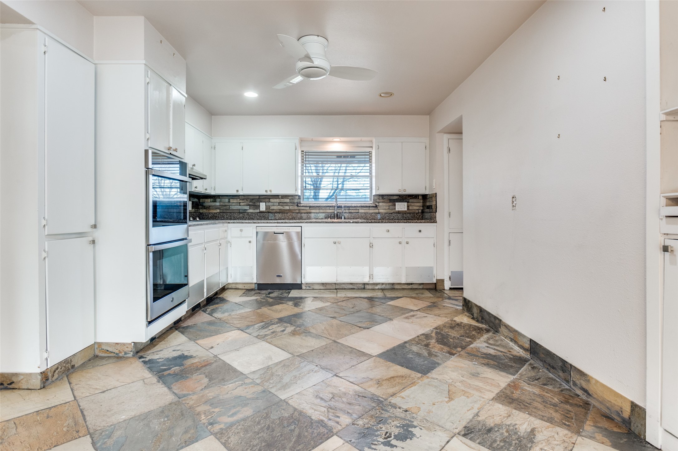 6106 Linden Lane Dallas TX 75230
