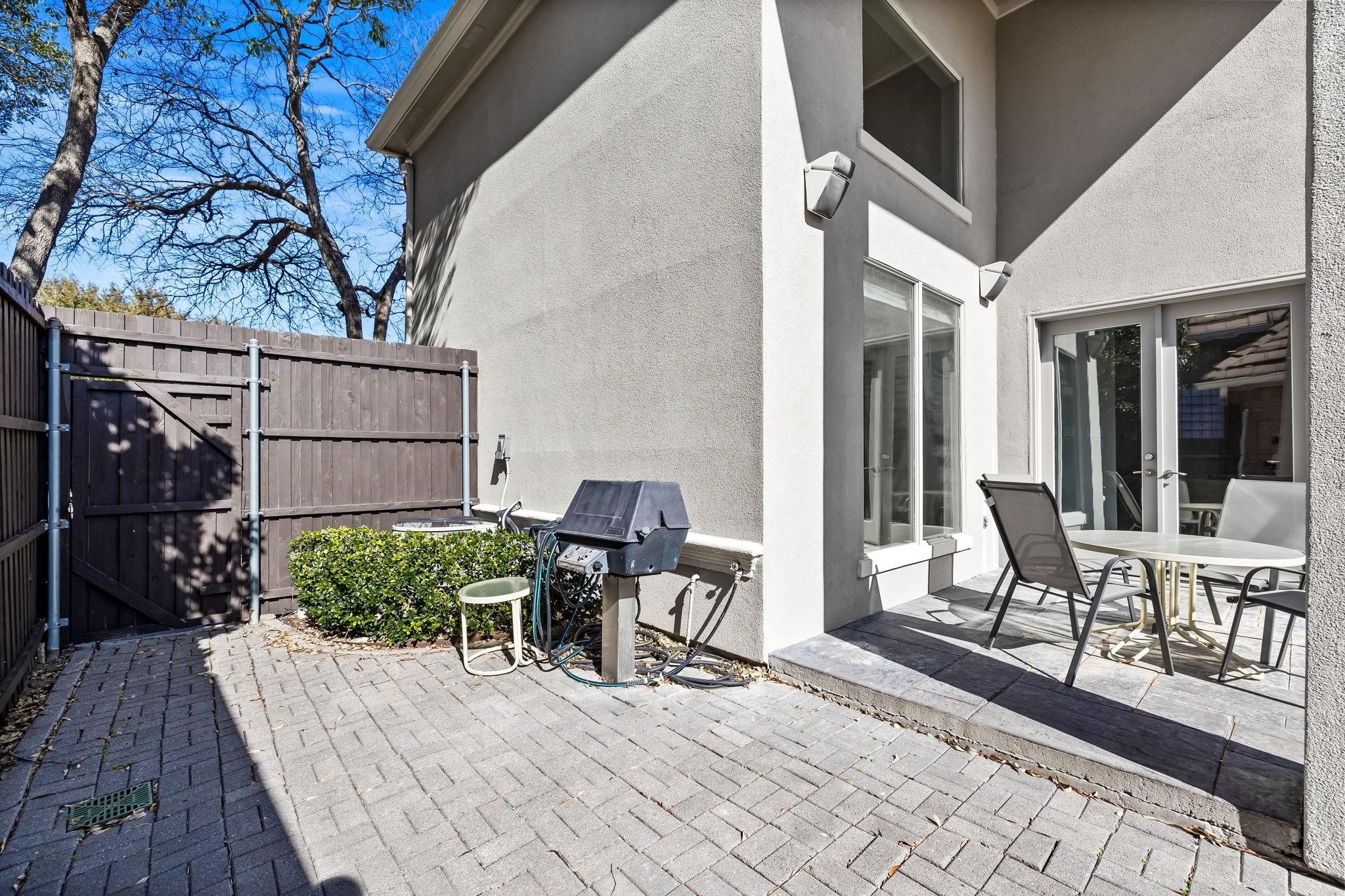 5819 Coolwater Cove Dallas TX 75252