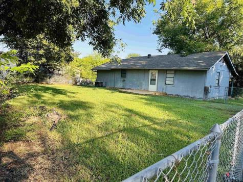 316 Kaufman Mount Vernon TX 75457