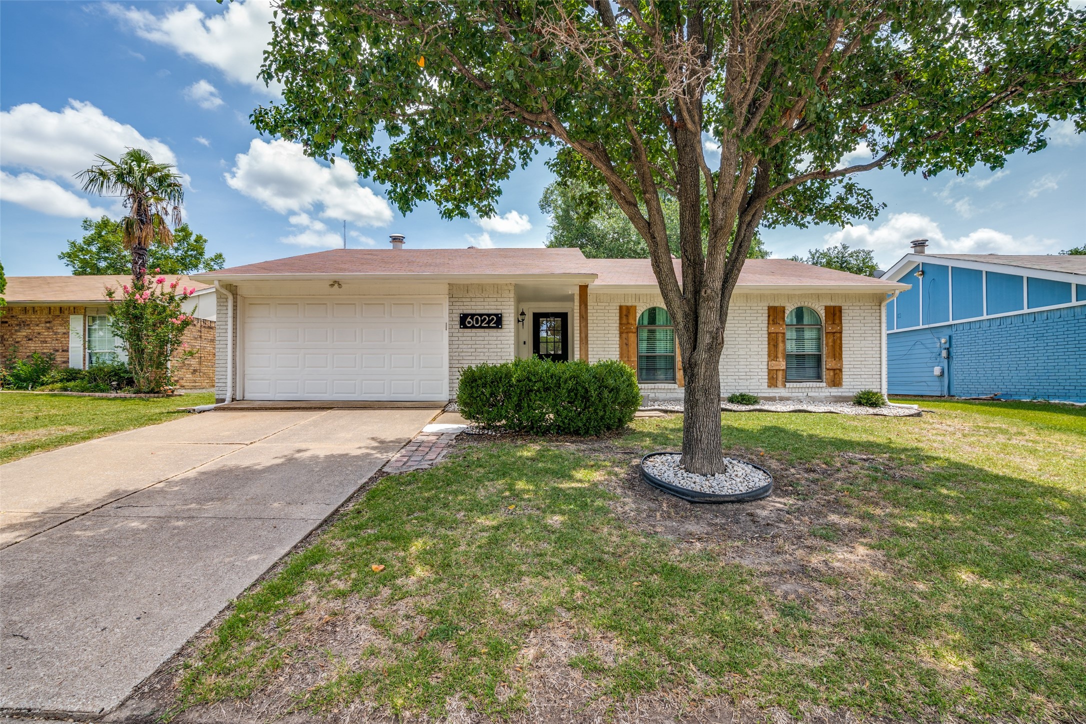 6022 Highcrest Drive Garland TX 75043