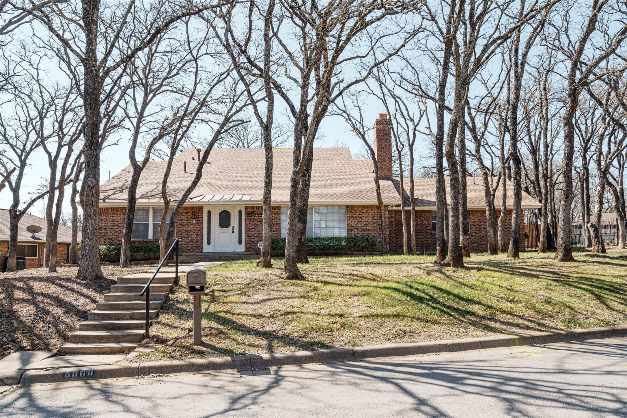 4608 Woodside Drive Arlington TX 76013