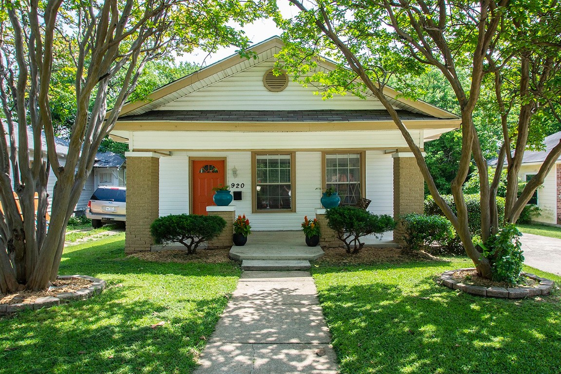 920 S Oak Cliff Boulevard Dallas TX 75208