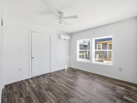 807 Adkins Street Bowie TX 76230