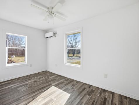 807 Adkins Street Bowie TX 76230