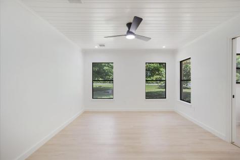 4166 W Houston Street Sherman TX 75092