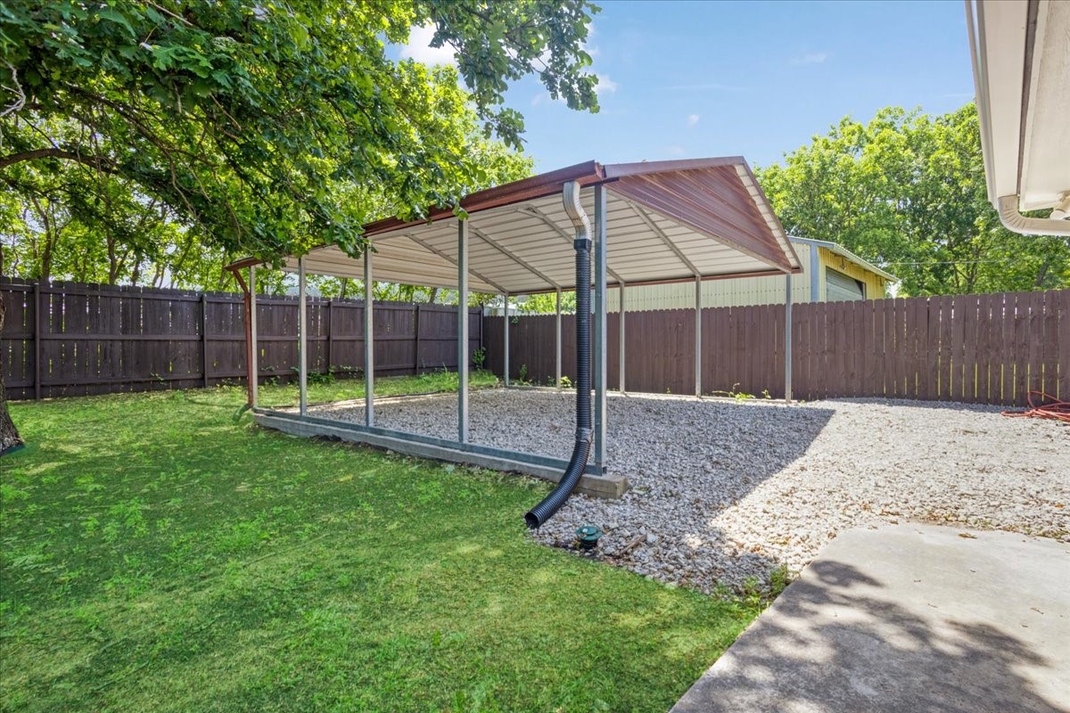 4166 W Houston Street Sherman TX 75092