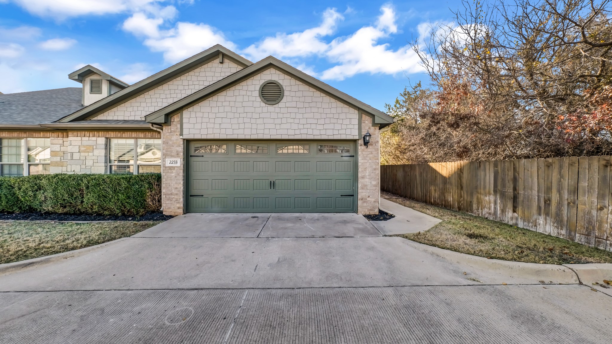 2233 Cobblestone Court Granbury TX 76049