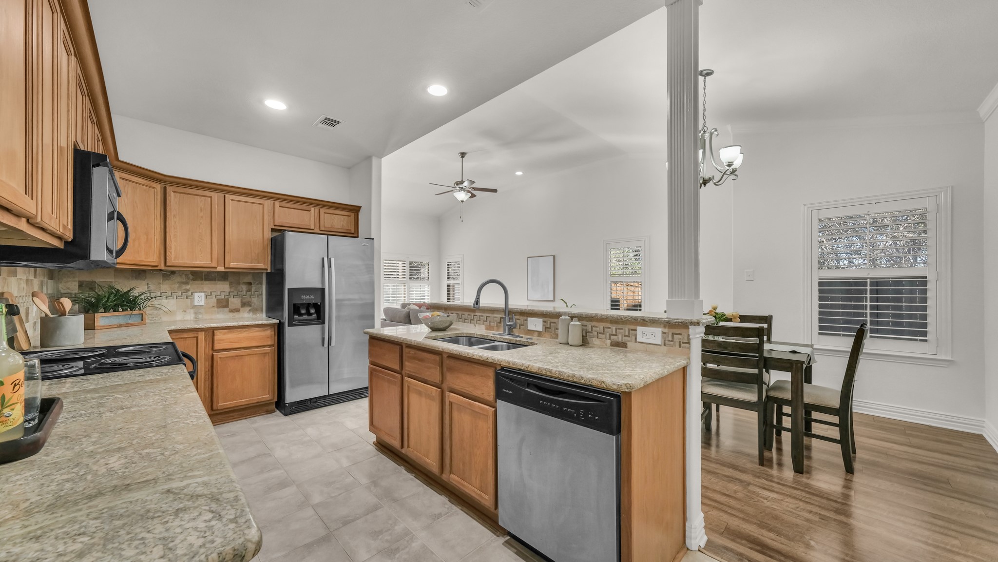 2233 Cobblestone Court Granbury TX 76049