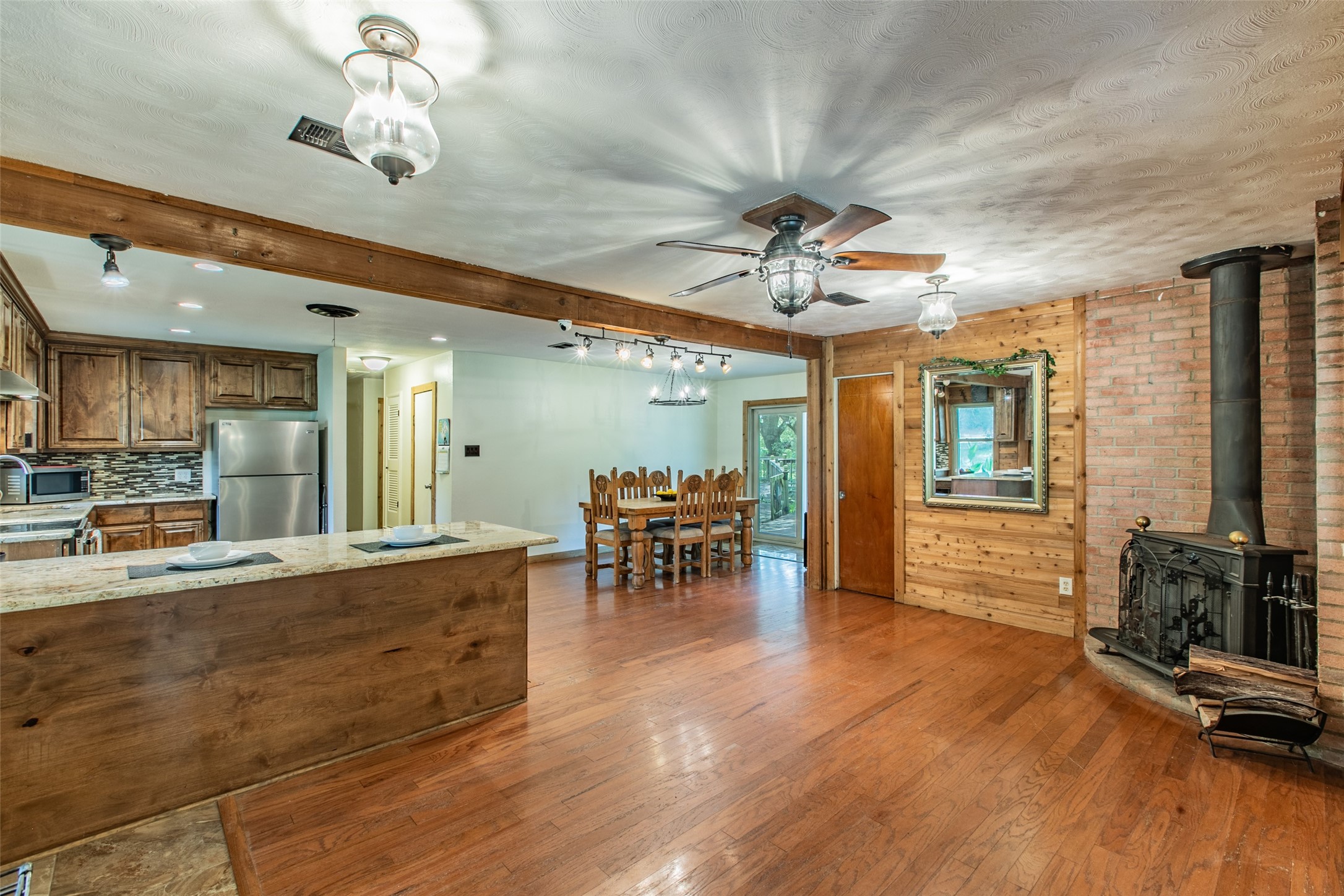 4105 County Road 310 Cleburne TX 76031