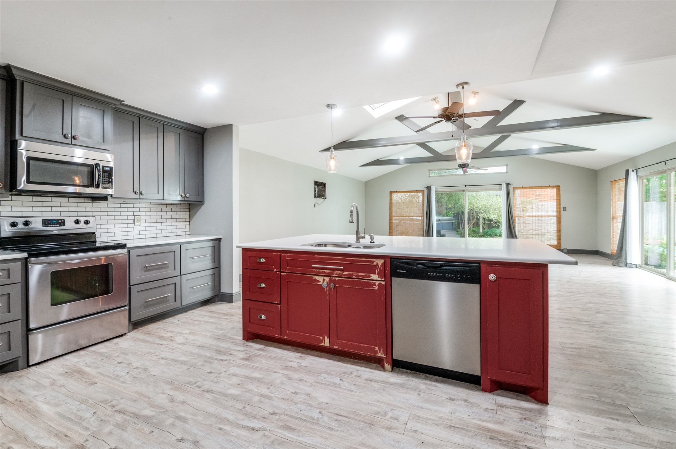 2511 Ridgemoor Court Arlington TX 76016