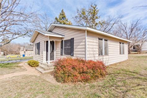 1307 S State Street Decatur TX 76234