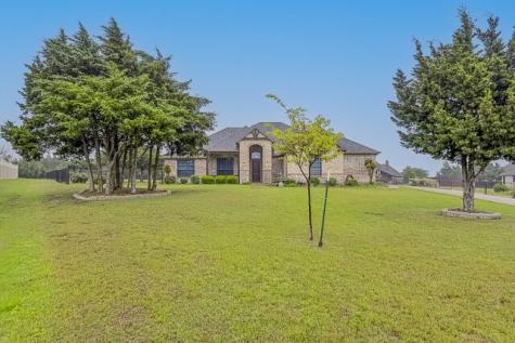 152 Cedar Park Court Waxahachie TX 75167