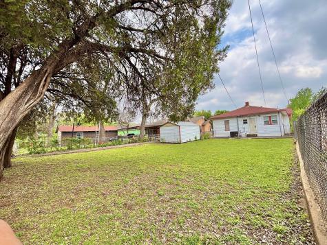619 Delaware Street Dallas TX 75208