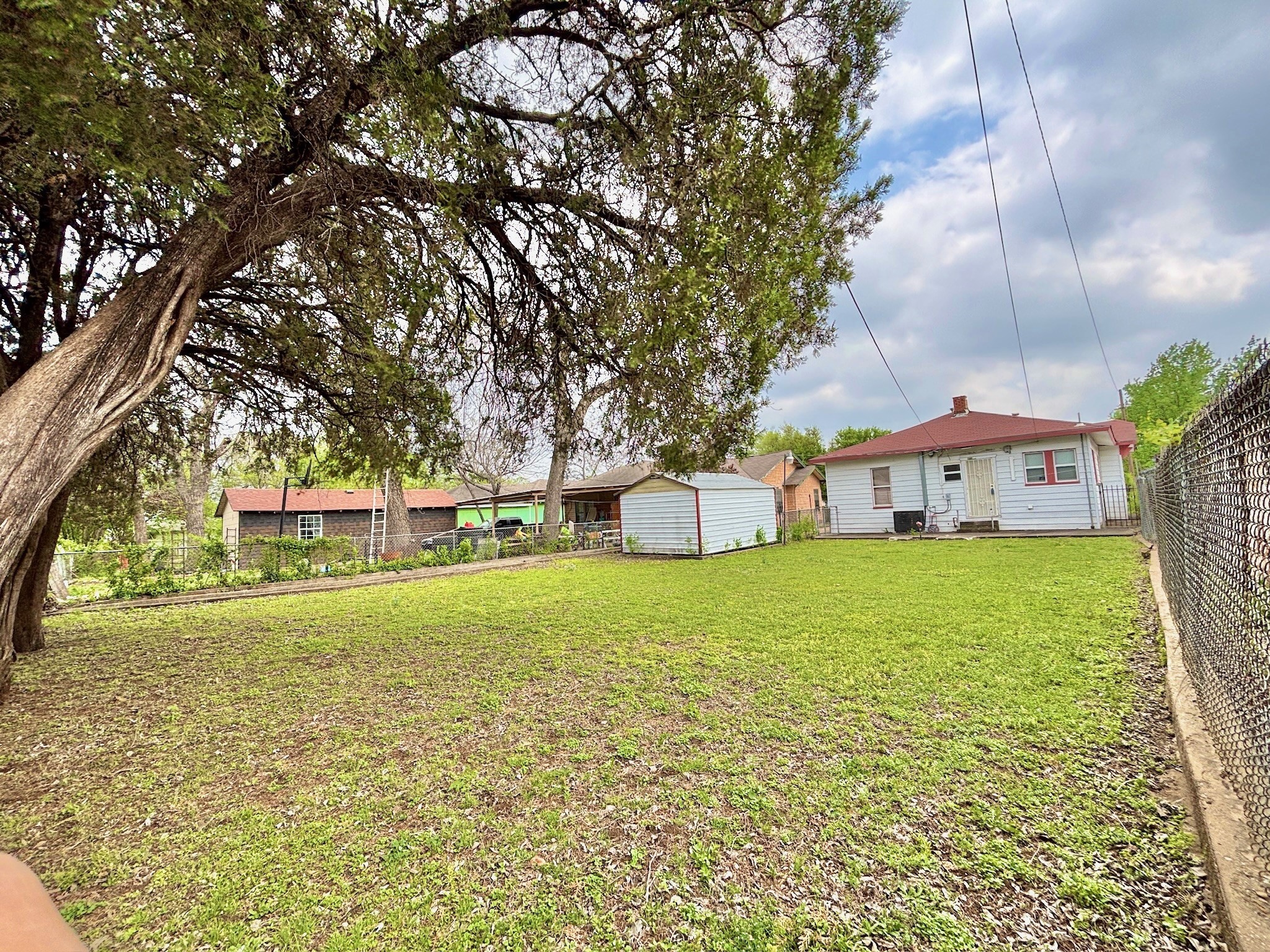 619 Delaware Street Dallas TX 75208