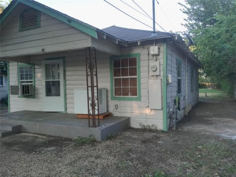 1006 N Tillery Avenue Dallas TX 75211