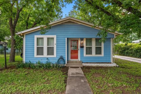 505 W Columbus Street West TX 76691