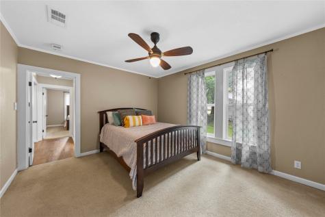 505 W Columbus Street West TX 76691
