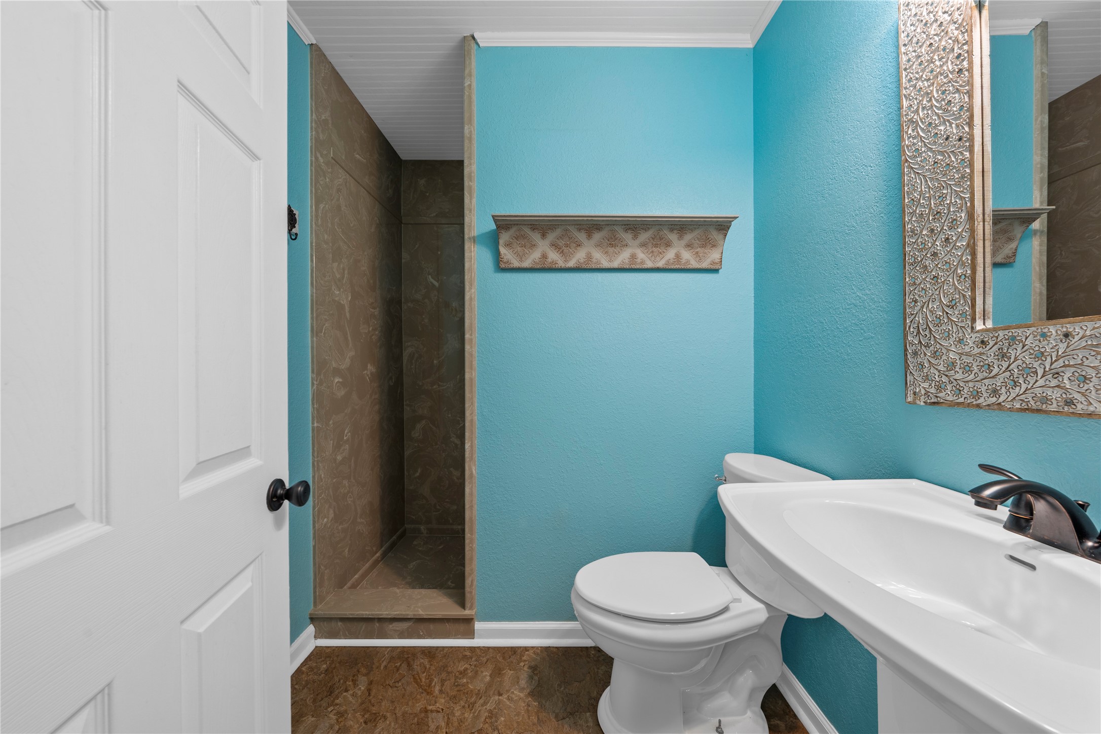 505 W Columbus Street West TX 76691