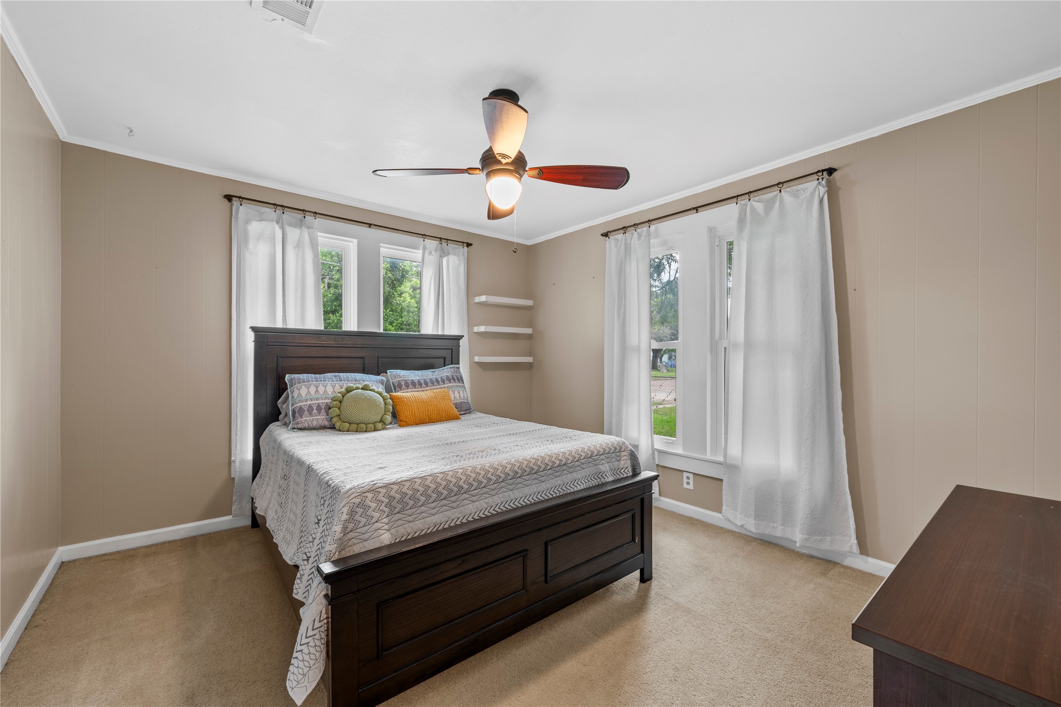 505 W Columbus Street West TX 76691