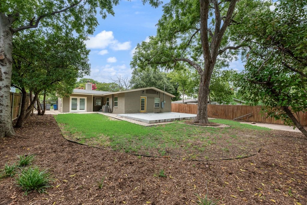 6742 Hialeah Drive Dallas TX 75214