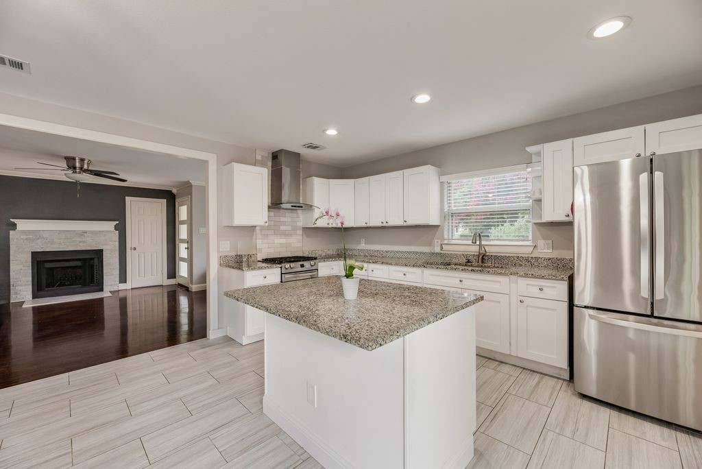 6742 Hialeah Drive Dallas TX 75214