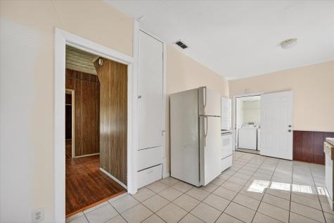 800 S Jefferson Street Pilot Point TX 76258