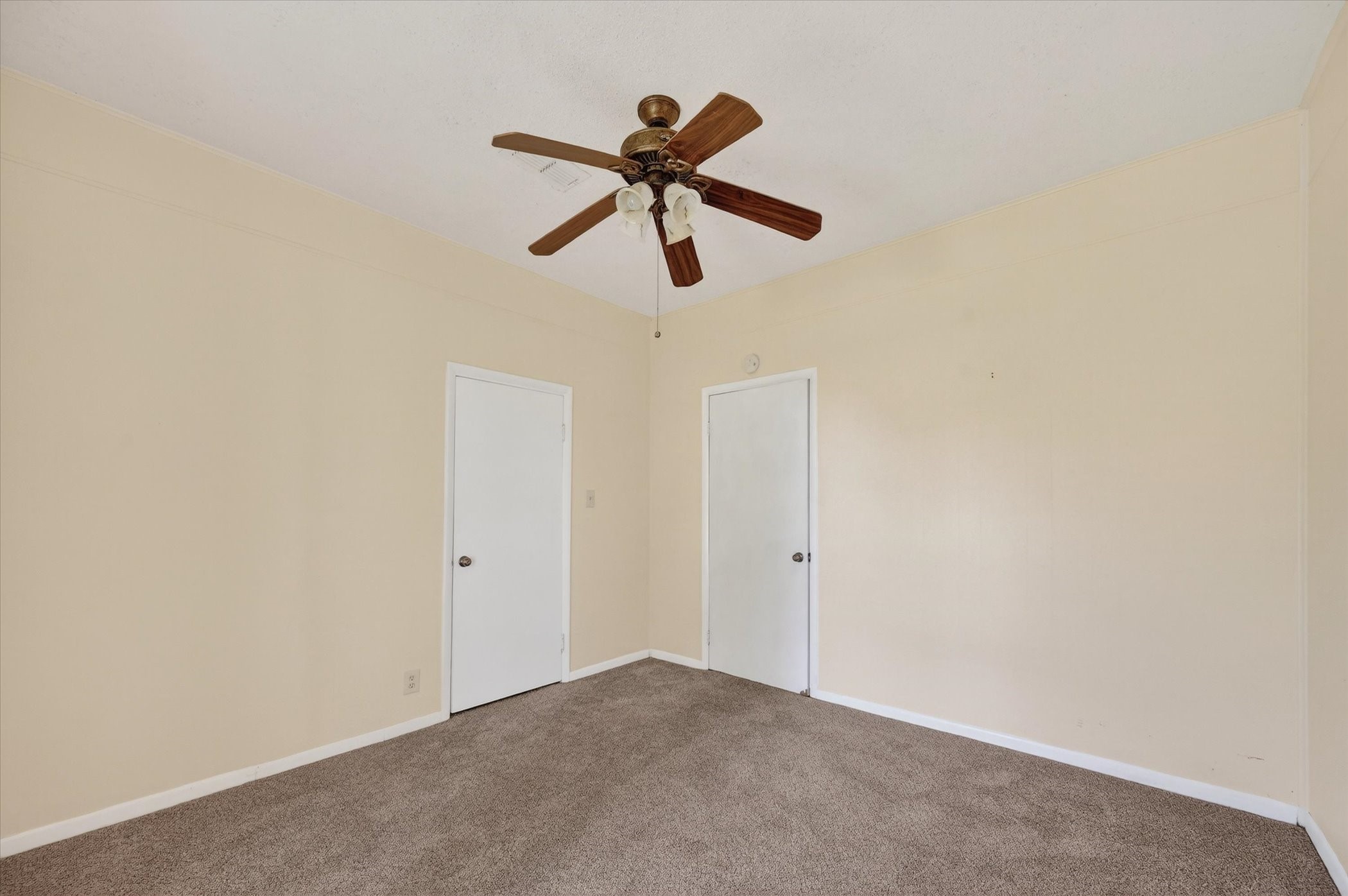 800 S Jefferson Street Pilot Point TX 76258