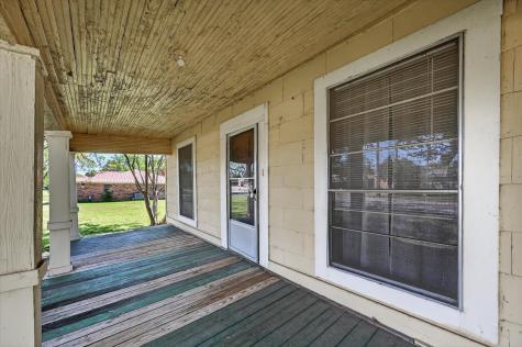 800 S Jefferson Street Pilot Point TX 76258