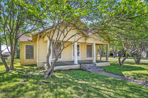 800 S Jefferson Street Pilot Point TX 76258