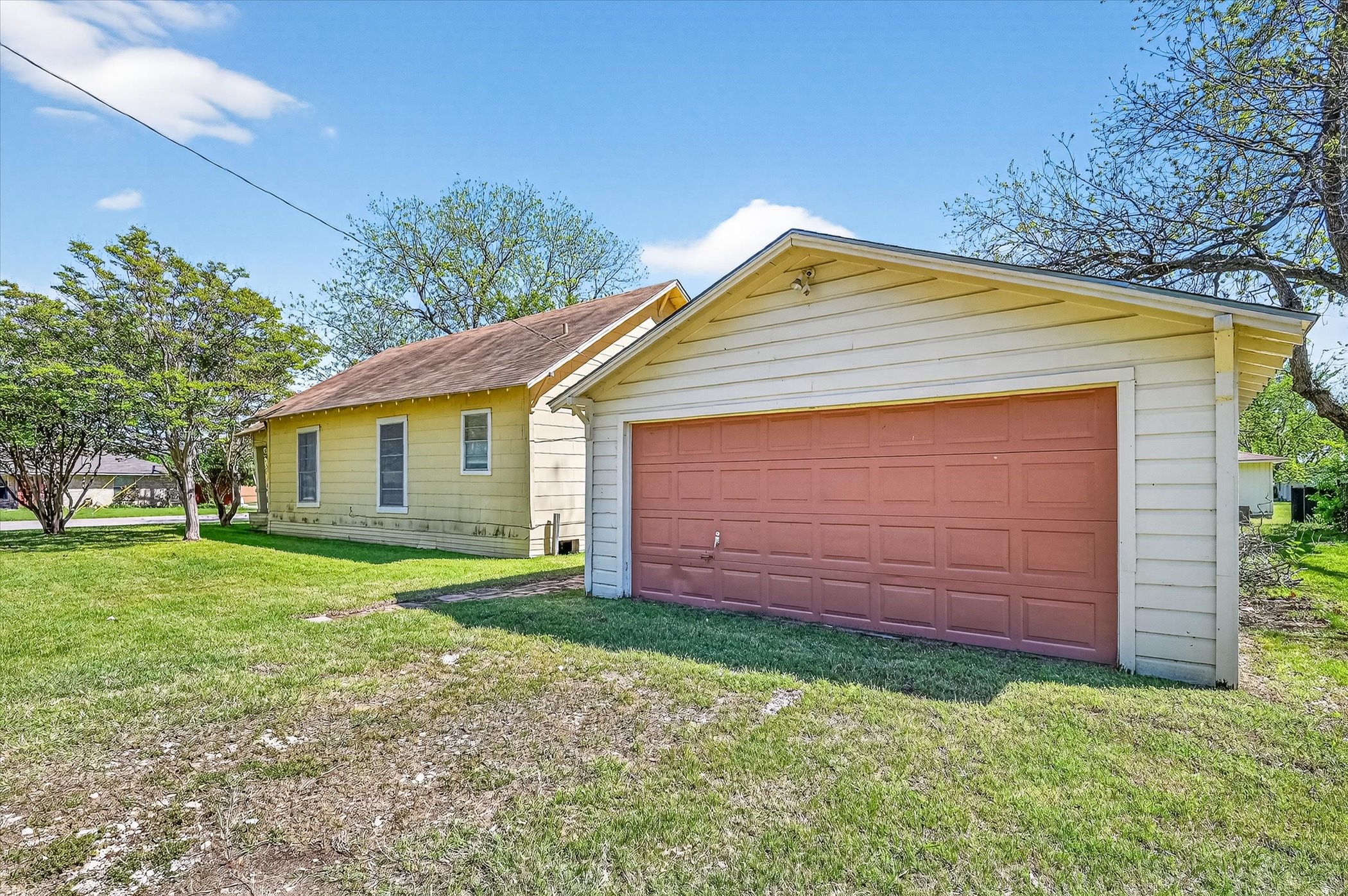 800 S Jefferson Street Pilot Point TX 76258