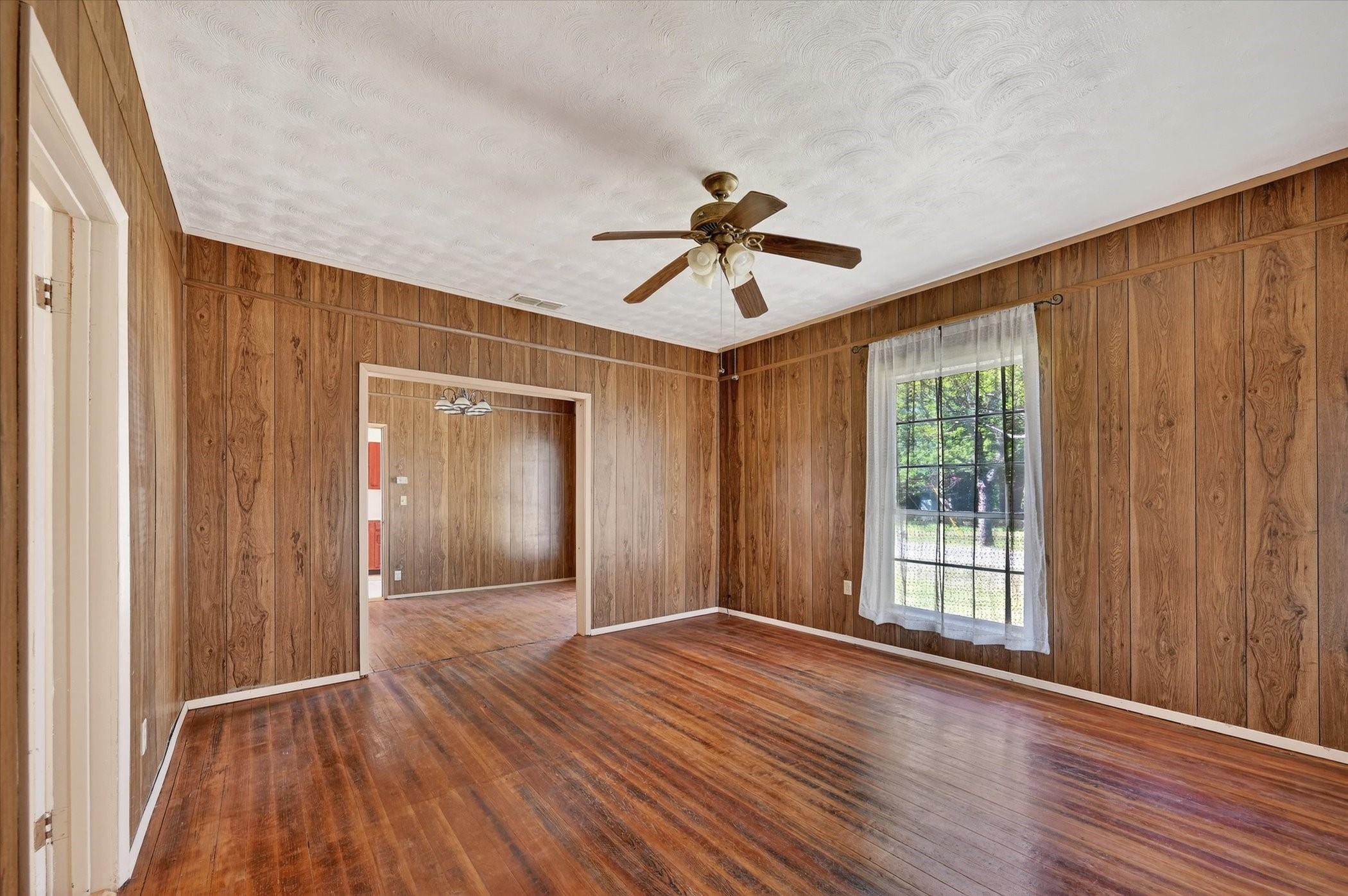 800 S Jefferson Street Pilot Point TX 76258