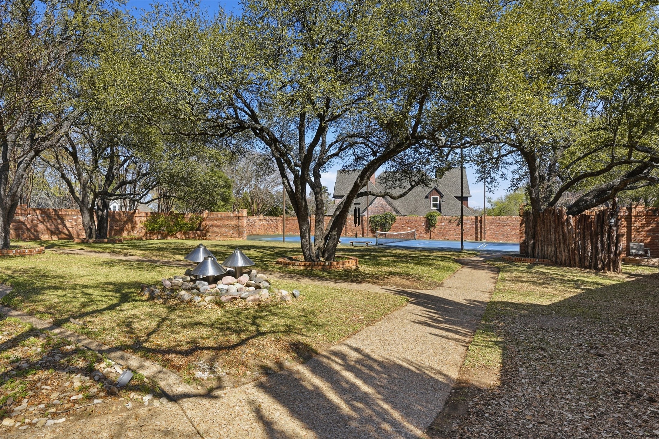 1005 Hemphill Drive Cleburne TX 76033
