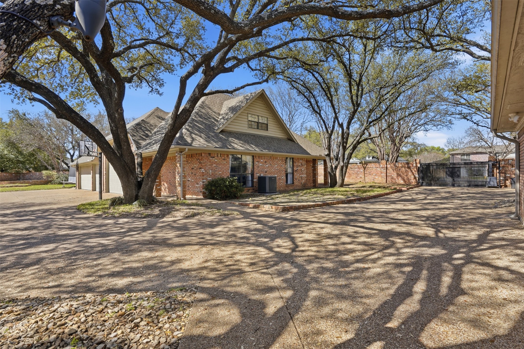 1005 Hemphill Drive Cleburne TX 76033