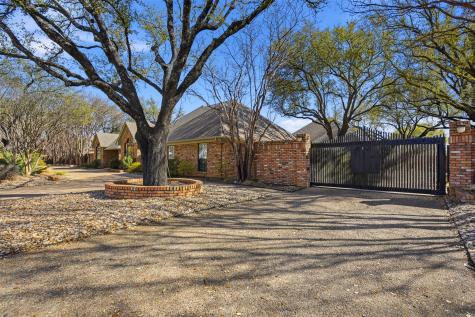 1005 Hemphill Drive Cleburne TX 76033
