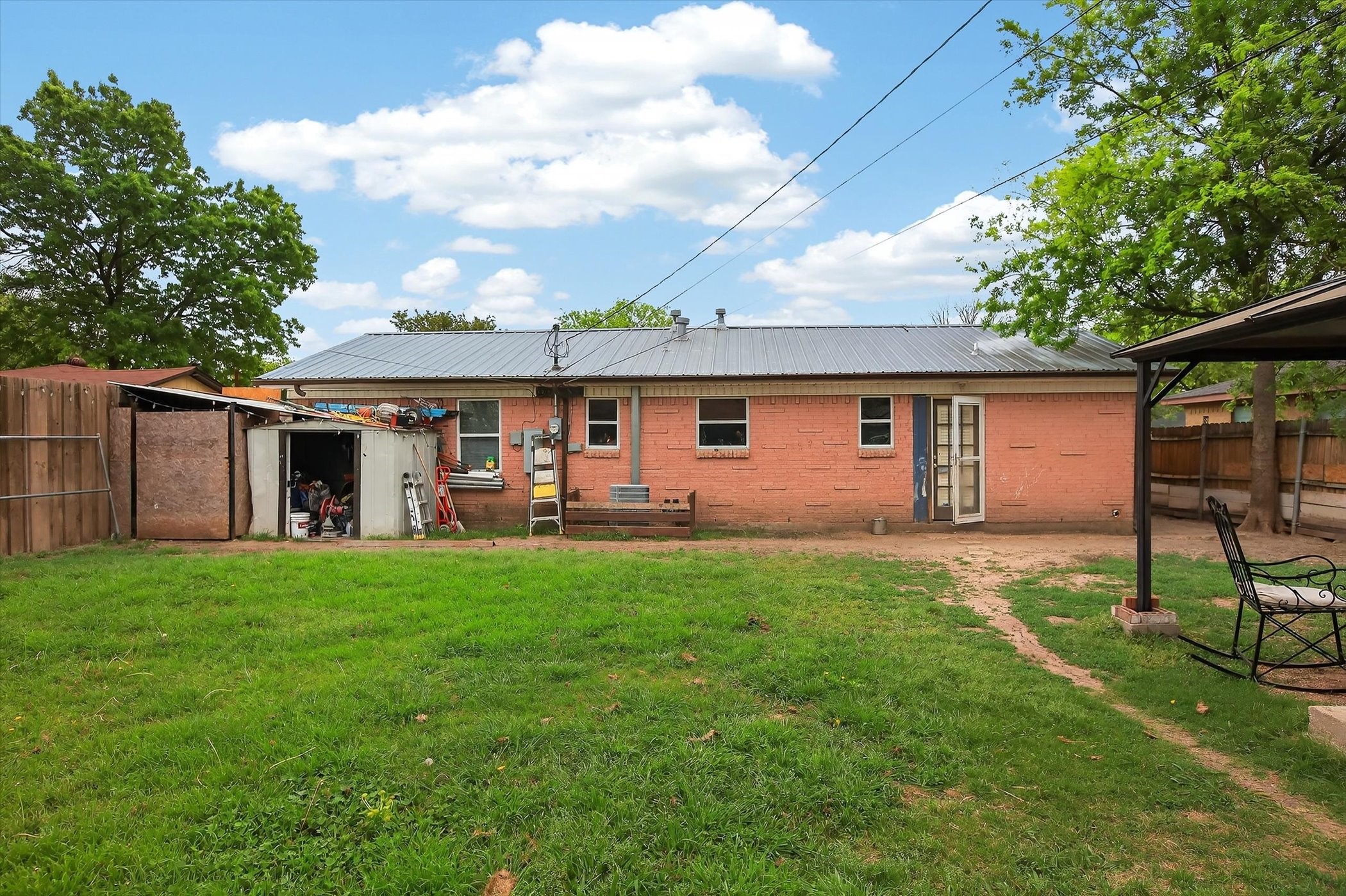 2231 Loyce Drive Mesquite TX 75149