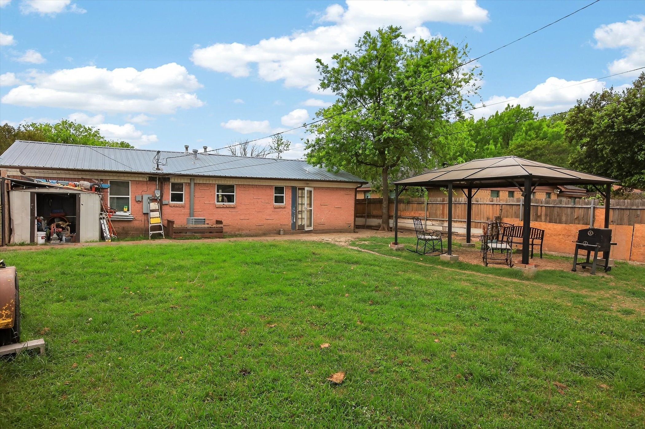 2231 Loyce Drive Mesquite TX 75149