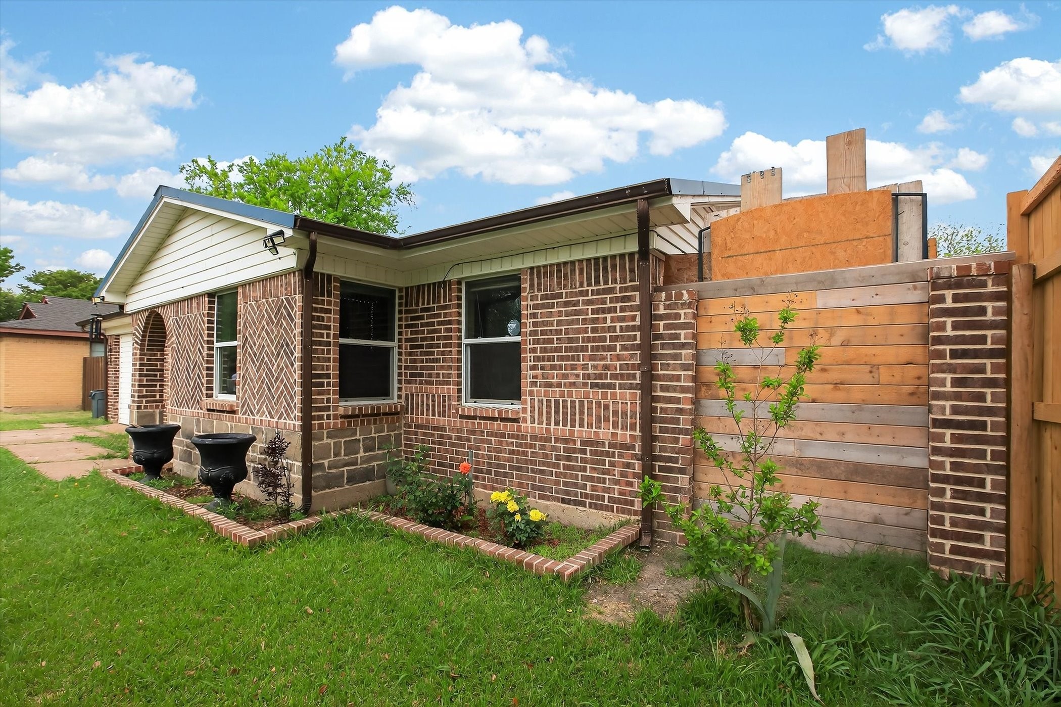 2231 Loyce Drive Mesquite TX 75149