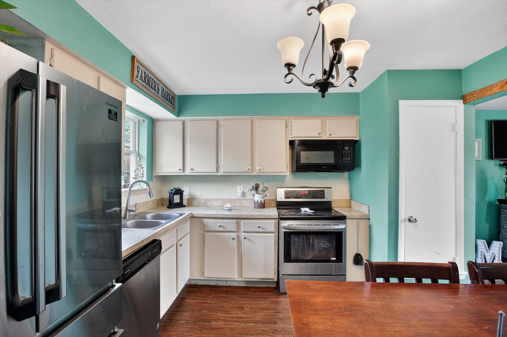 2231 Loyce Drive Mesquite TX 75149