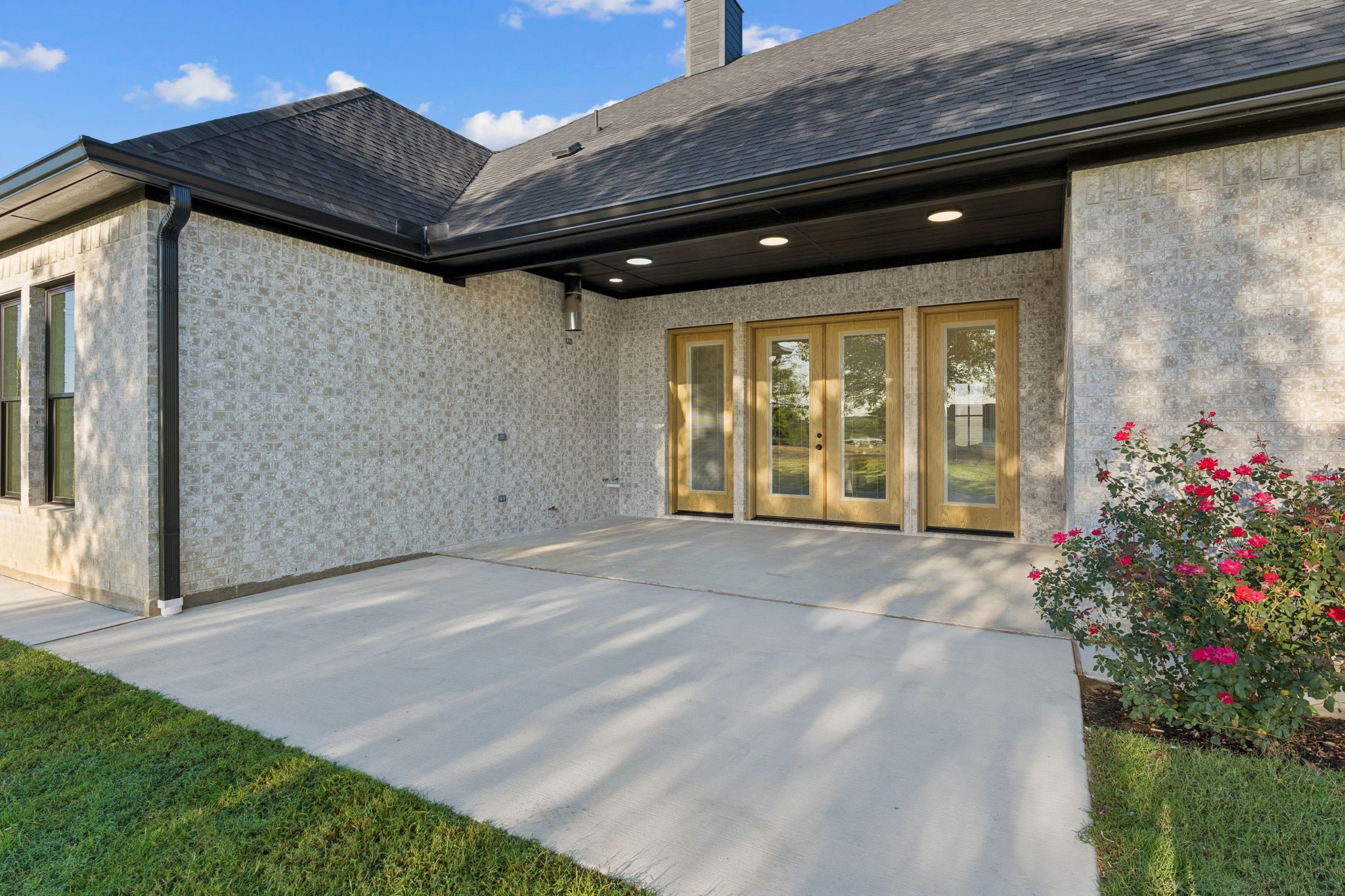 8008 Ben Day Murrin Road N Fort Worth TX 76126