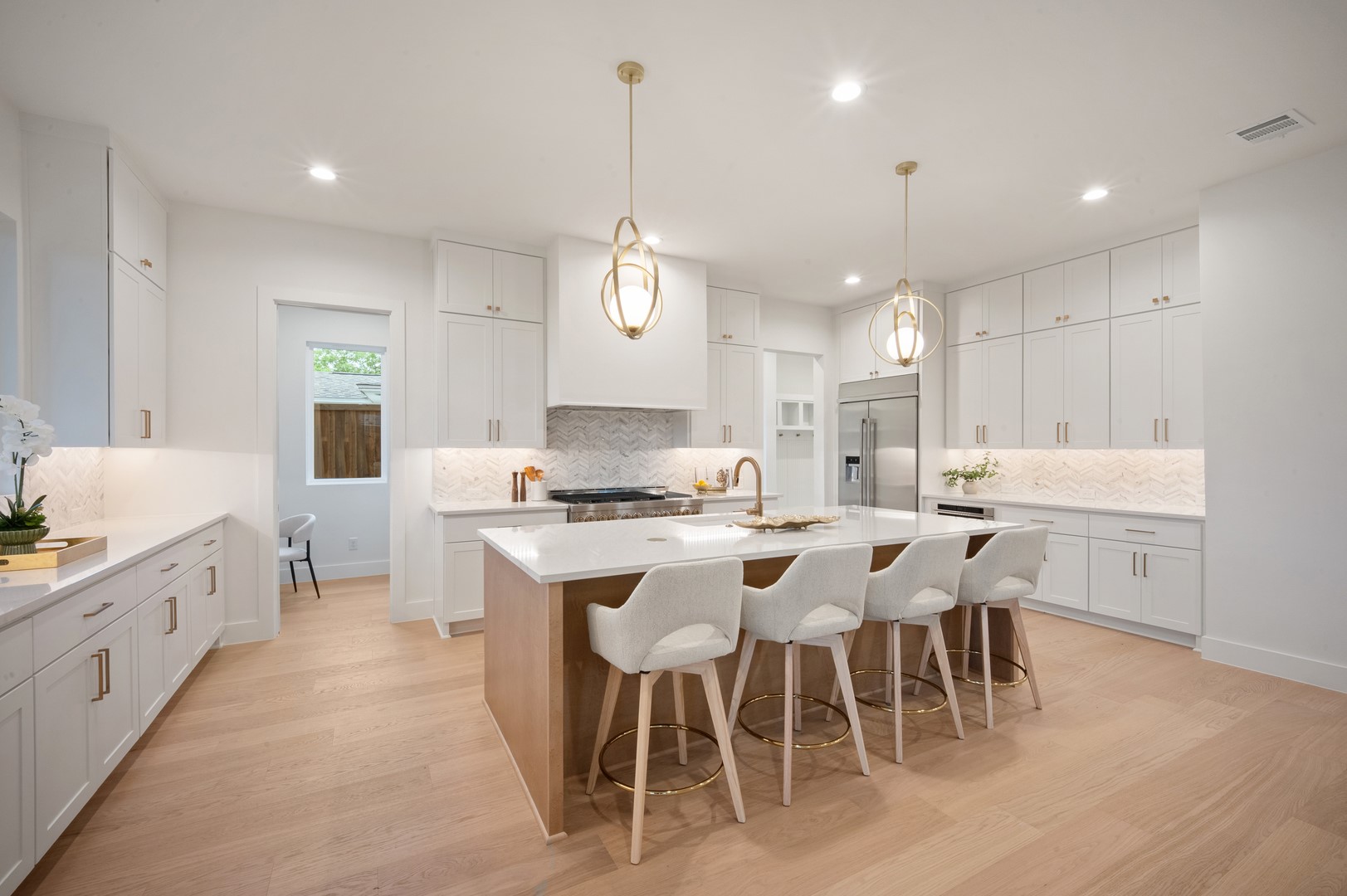 8847 Larchwood Drive Dallas TX 75238