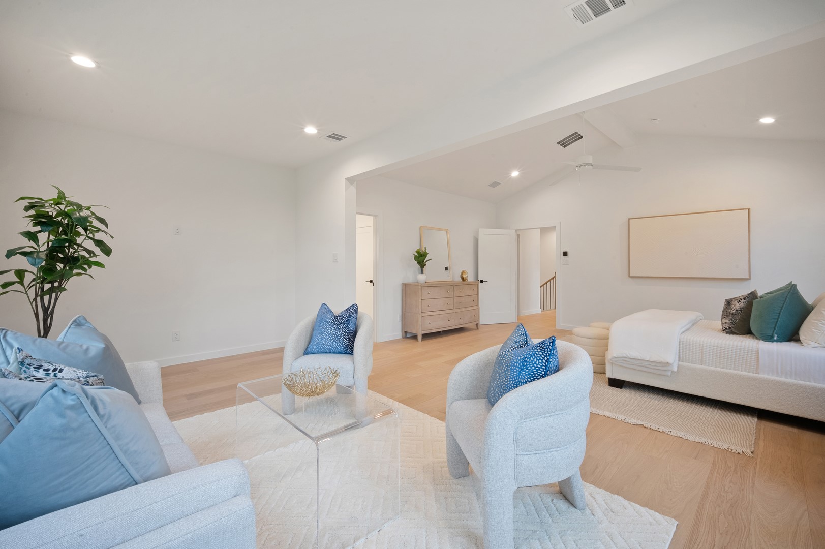 8847 Larchwood Drive Dallas TX 75238