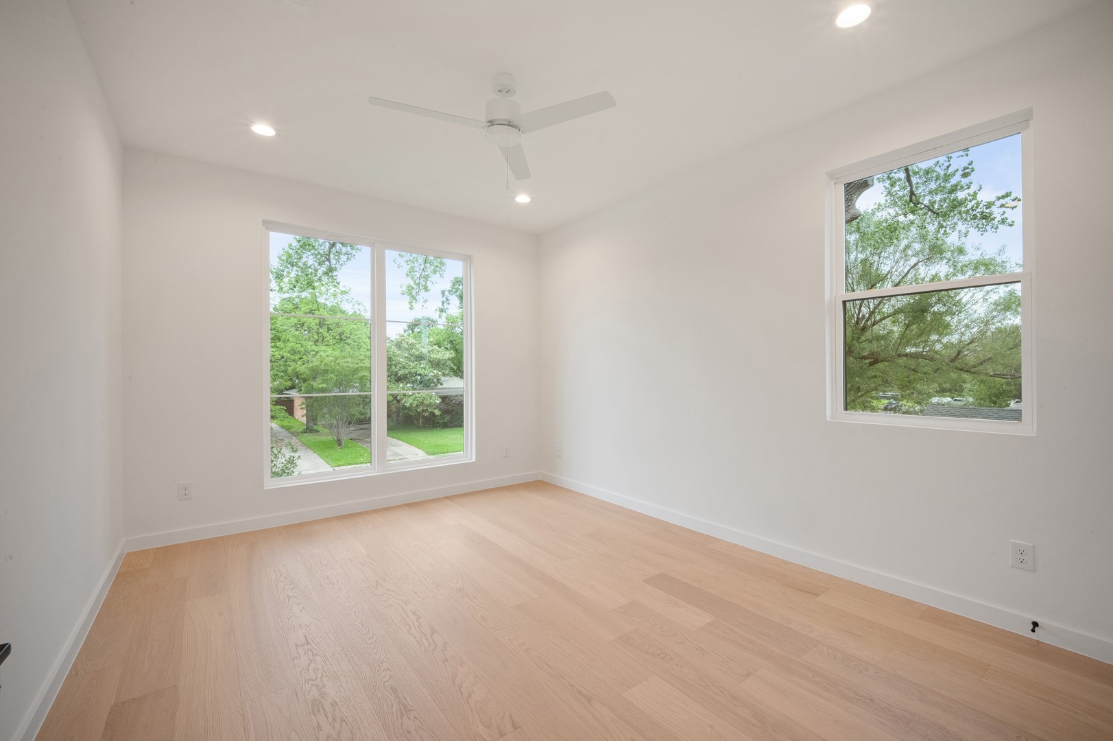 8847 Larchwood Drive Dallas TX 75238