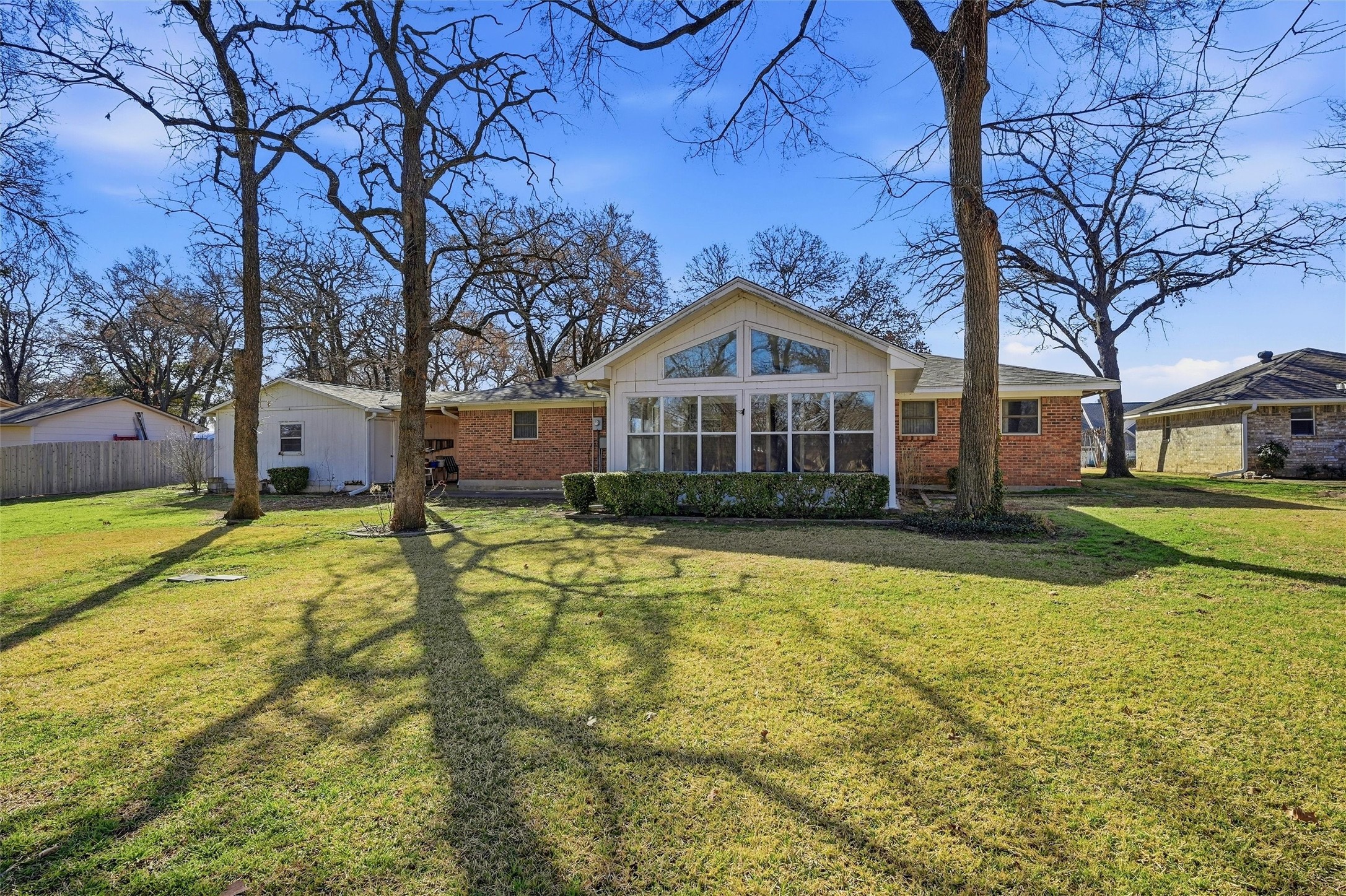 209 Modoc Trail Lake Kiowa TX 76240